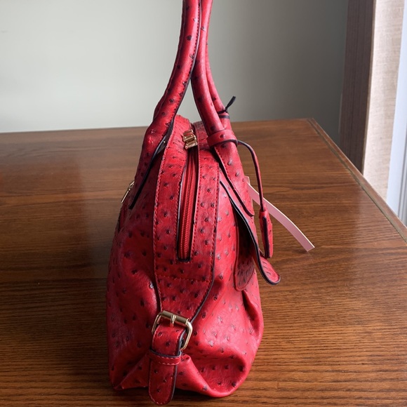 COPY - Red faux ostrich vegan leather satchel w shoulder strap gold hardware NWT - Picture 2 of 9